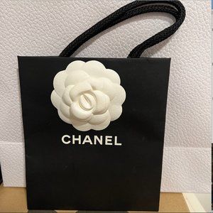Chanel shopping bag